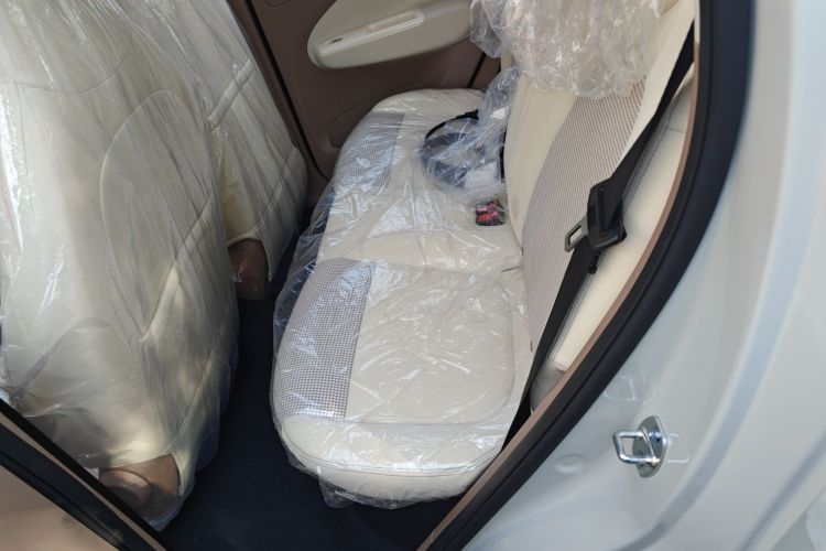 五菱汽车 宏光MINIEV 2025款 四门版 进阶款中控内饰21