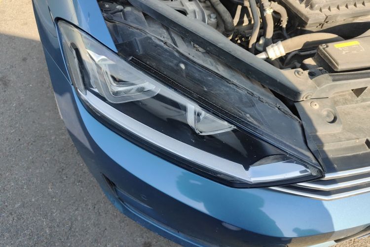 大众 高尔夫·嘉旅 2018款 280TSI 自动豪华型车身外观8