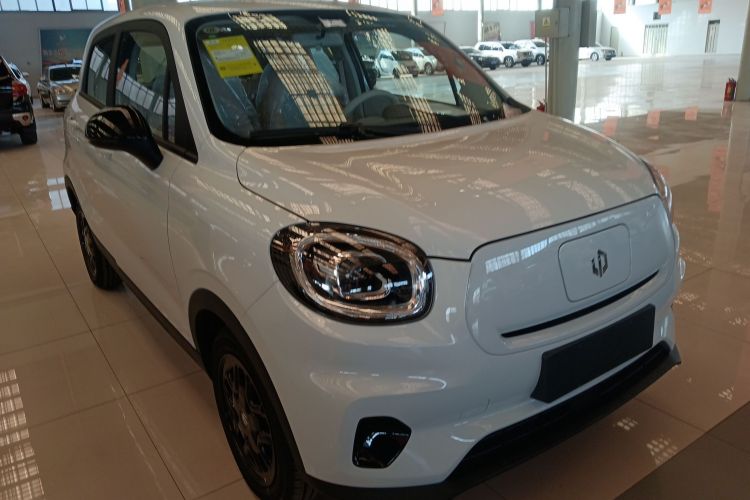 零跑汽车 零跑T03 2025款 310舒享版车身外观3