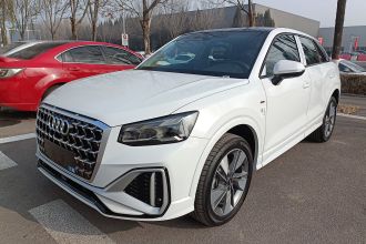 奥迪Q2L 2025款 35TFSI 时尚动感型