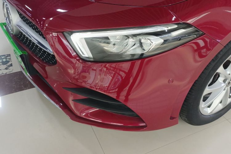 奔驰A级 2021款 A 200 L 运动轿车时尚型局部细节36