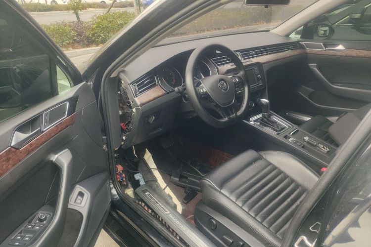 大众 迈腾 2019款 330TSI DSG 领先型 国VI中控内饰20