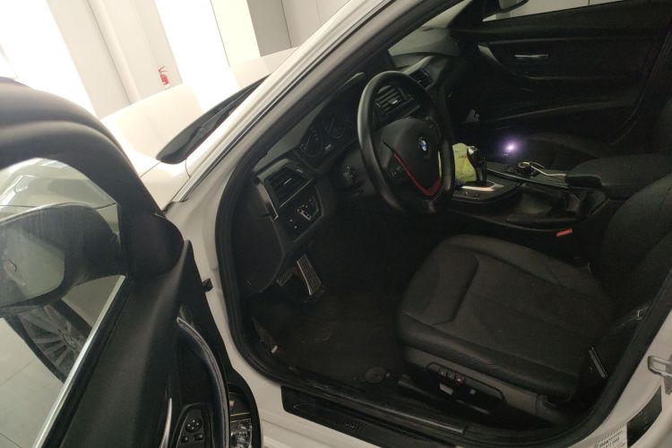 宝马3系 2015款 320Li 超悦版时尚型中控内饰20