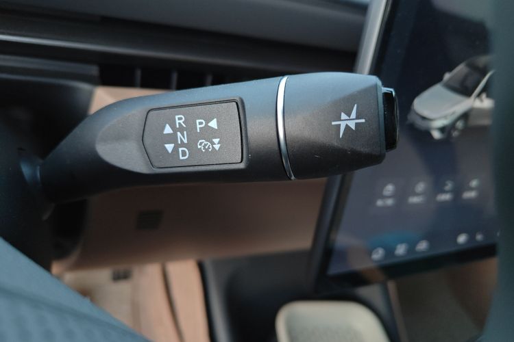 ARCFOX极狐 极狐 阿尔法T5(ARCFOX αT5) 2025款 520 PRO中控内饰18