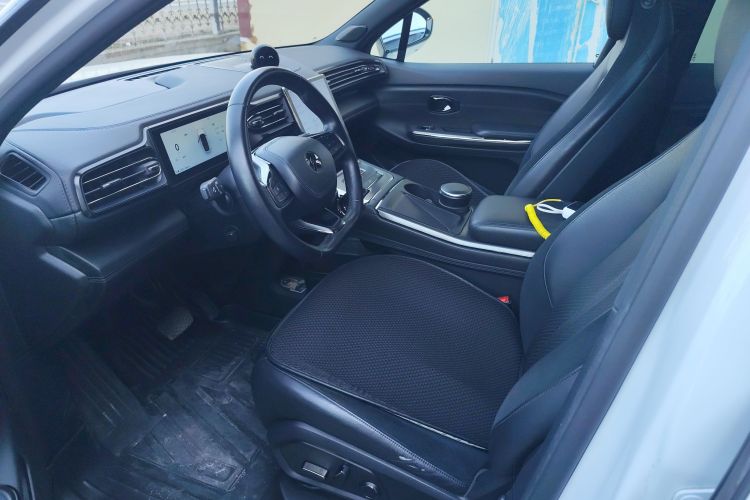 蔚来ES6 2019款 420KM 运动版中控内饰19