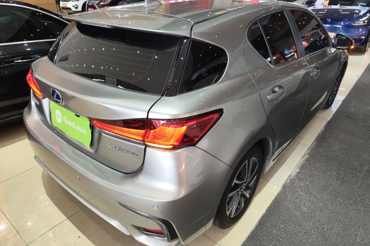 雷克萨斯CT 2020款 CT200h 精英版 单色车身外观7