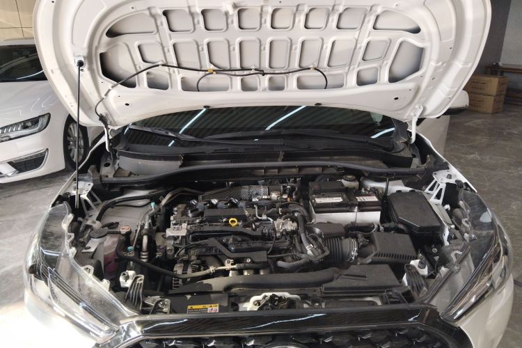 丰田 卡罗拉锐放 2024款 2.0L 精英版机舱底盘24