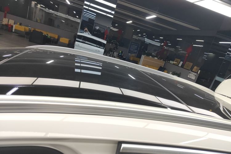 奔驰C级(进口) 2020款 改款 C 260 旅行轿车局部细节57