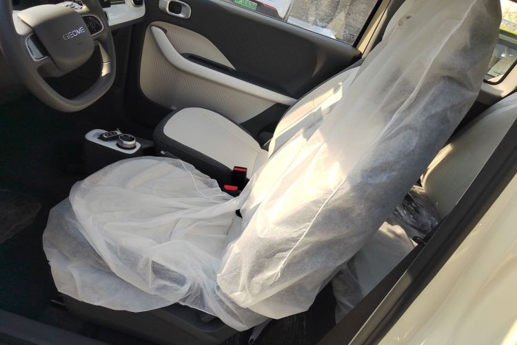 吉利银河 熊猫 2025款 210km 元气熊中控内饰19