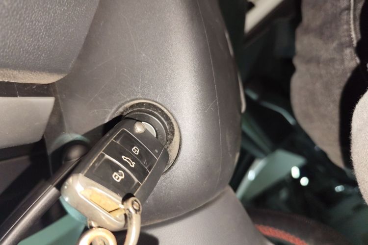 大众 宝来 2021款 1.5L 手动时尚智联版中控内饰11