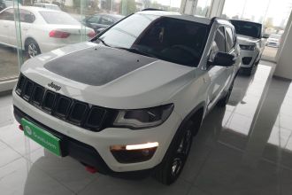 Jeep 指南者 2017款 200TS 自动高性能四驱版