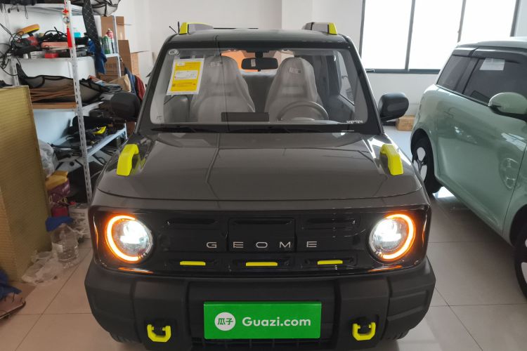 吉利银河 2025款 210km 熊猫骑士车身外观2