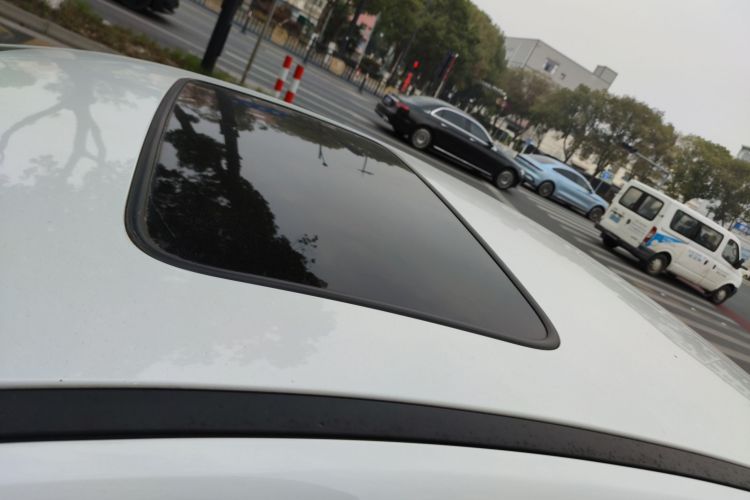 比亚迪 秦Pro 2020款 超越版 1.5TI 自动旗舰型局部细节57