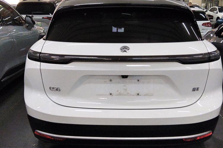 蔚来ES6 2024款 75kWh车身外观6004