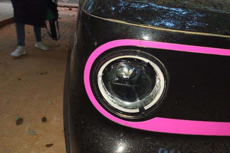 吉利银河 2024款 200km 熊猫卡丁车身外观8