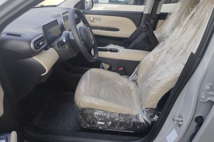 五菱汽车 五菱缤果PLUS 2024款 330km 五座版中控内饰19