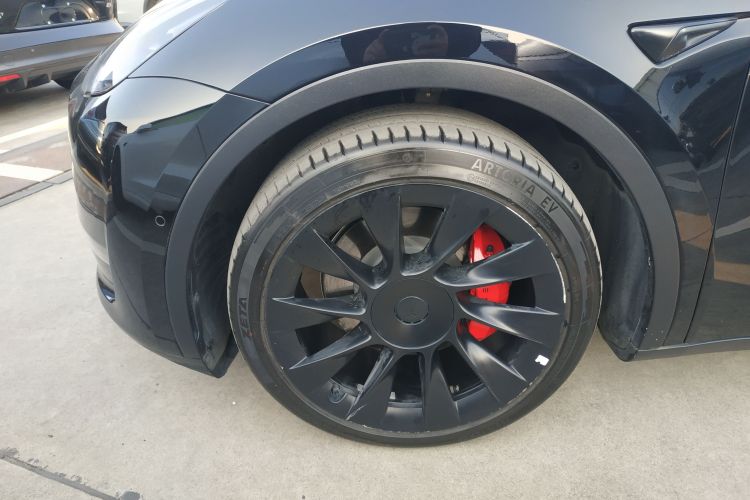 特斯拉 Model Y 2021款 标准续航后驱版车身外观6007