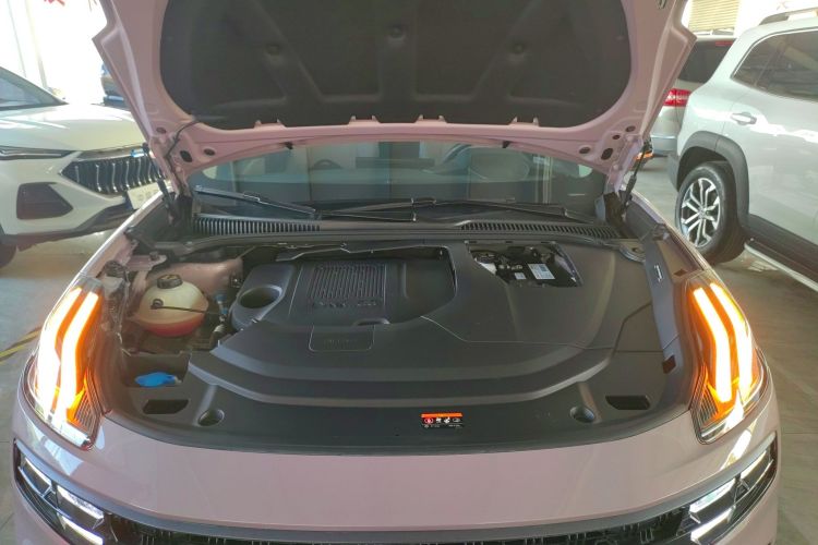 领克06 2023款 Remix 1.5T Shero机舱底盘24