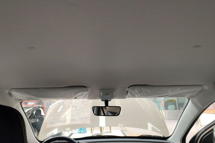 五菱汽车 五菱缤果 2024款 203km 轻享款中控内饰22