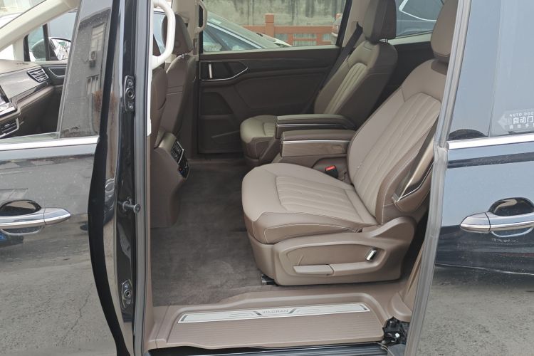 大众 威然 2024款 330TSI 豪华版中控内饰21