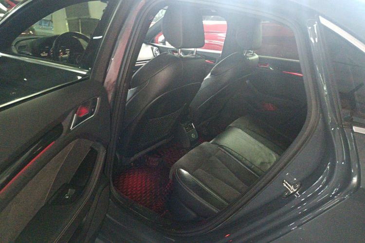 奥迪S3 2017款 改款 S3 2.0T Limousine中控内饰7004