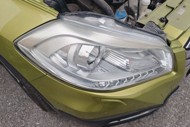 铃木 锋驭 2014款 1.6L CVT四驱尊贵型车身外观6006