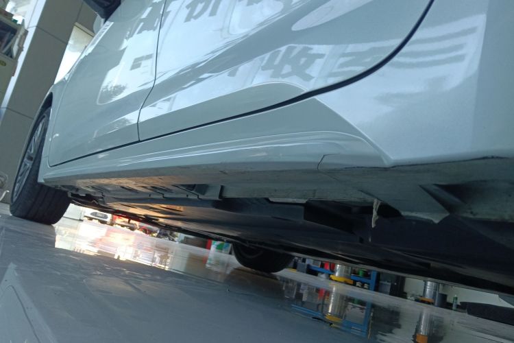 丰田 凌尚 2021款 2.0L 豪华版局部细节9002