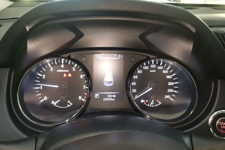 日产 奇骏 2020款  2.5L XL ITS CVT 4WD豪华领航版中控内饰14