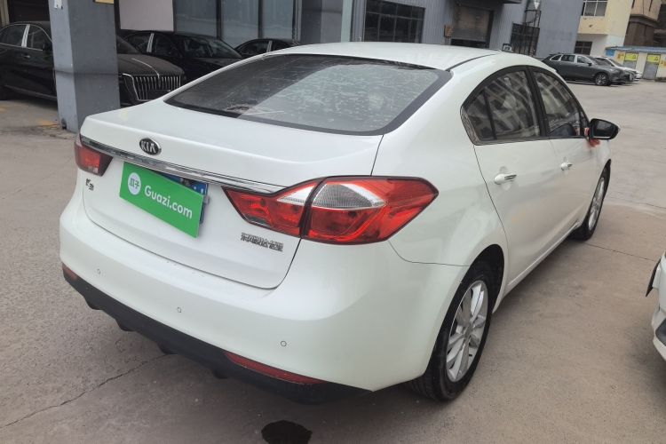 起亚K3 2016款 1.6L 手动GLS车身外观7