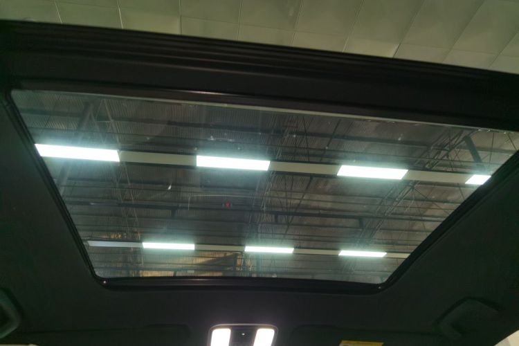 理想汽车 理想ONE 2021款 增程6座版中控内饰22