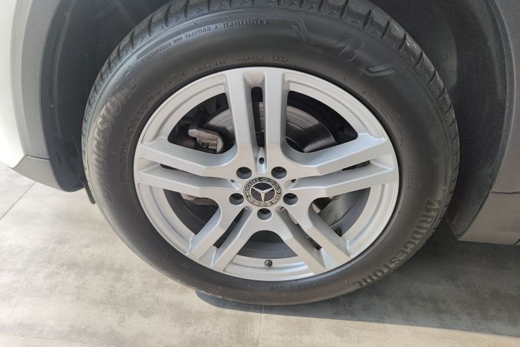 奔驰GLA 2022款 改款二 GLA 200车身外观6007