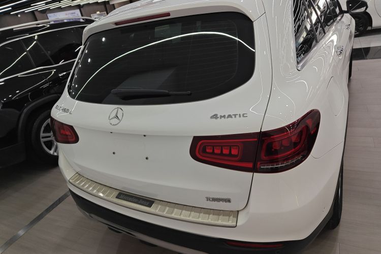 奔驰GLC 2020款 改款 GLC 260 L 4MATIC 动感型车身外观6