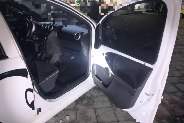 比亚迪F0 2015款 1.0L AMT 铉酷型局部细节9005