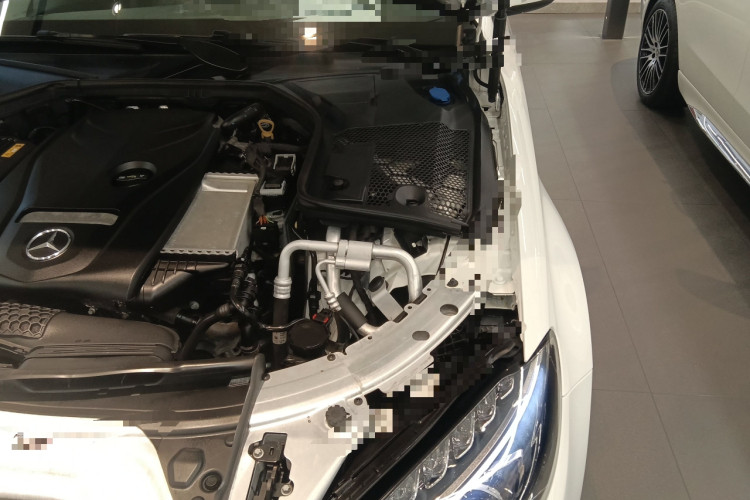 奔驰C级 2018款 C 200 L 运动版机舱底盘26