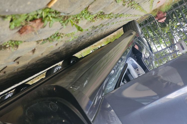 特斯拉 Model 3 2023款 长续航全轮驱动版局部细节9001