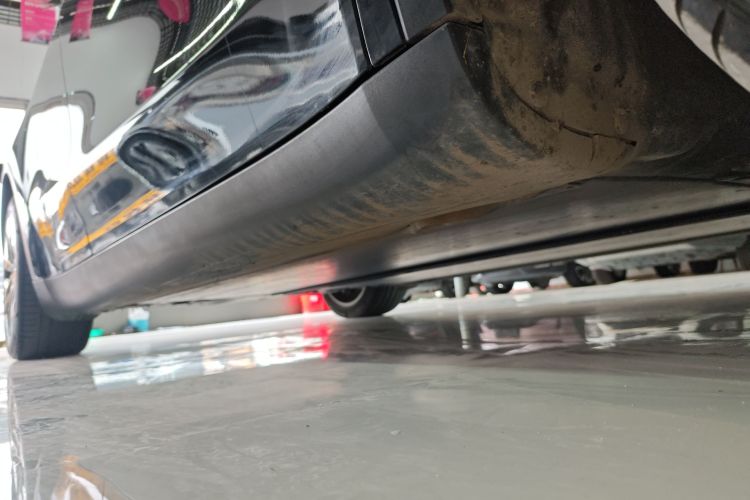 特斯拉 Model Y 2022款 改款 后轮驱动版局部细节9001