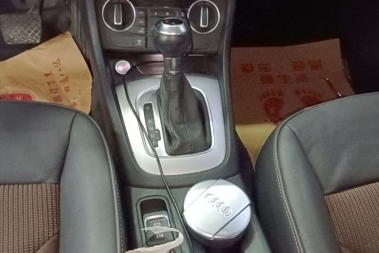 奥迪Q3 2016款 30 TFSI 时尚型中控内饰18