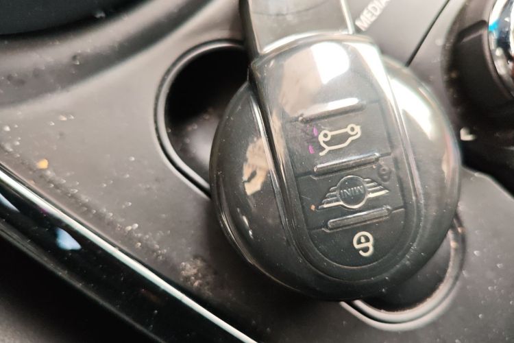 MINI Clubman 2022款 1.5T ONE中控内饰11