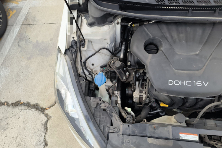 起亚K3 2015款 1.6L 自动GLS机舱底盘25