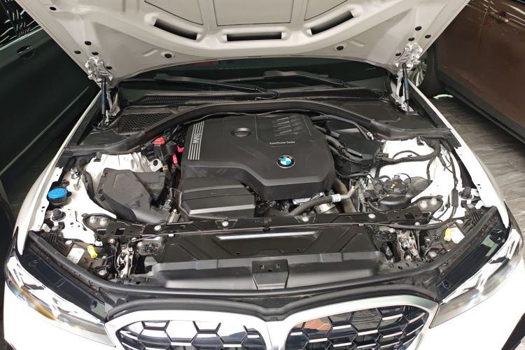 宝马3系 2025款 325i M运动套装局部细节24