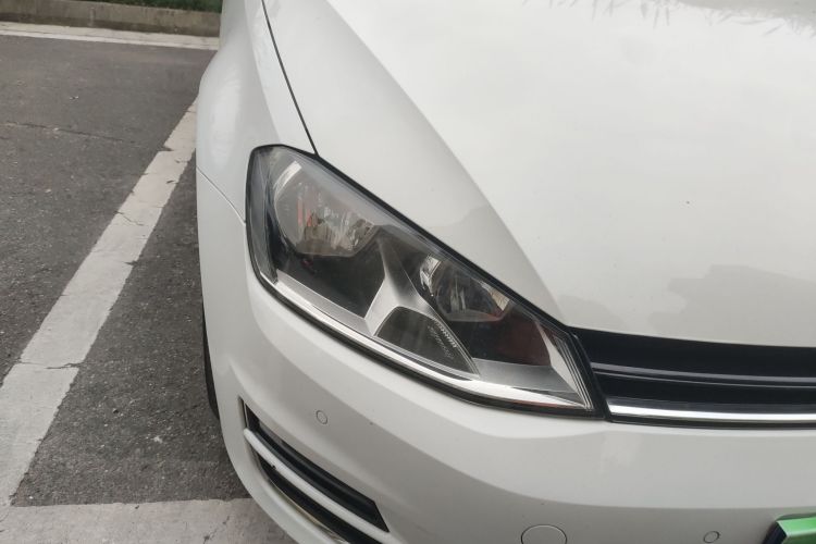 大众 高尔夫 2017款 230TSI 自动舒适百万辆纪念版车身外观8