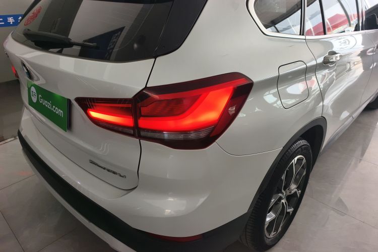 宝马X1 2021款 改款 sDrive25Li 领先型车身外观6006