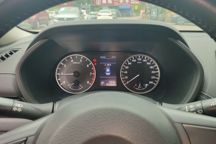 日产 轩逸 2020款 1.6L XL CVT悦享版中控内饰14