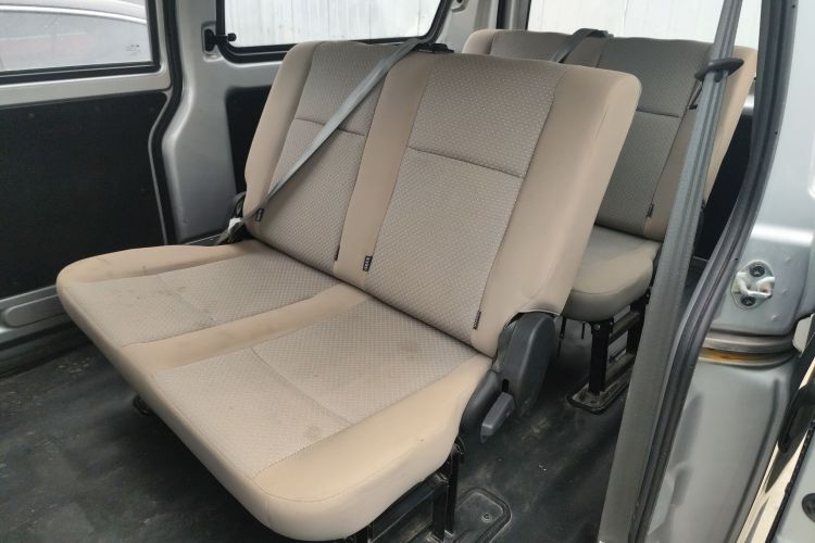 金杯 小海狮X30 2021款 1.5L 标准型无空调版客车国VI SWC15M中控内饰7004