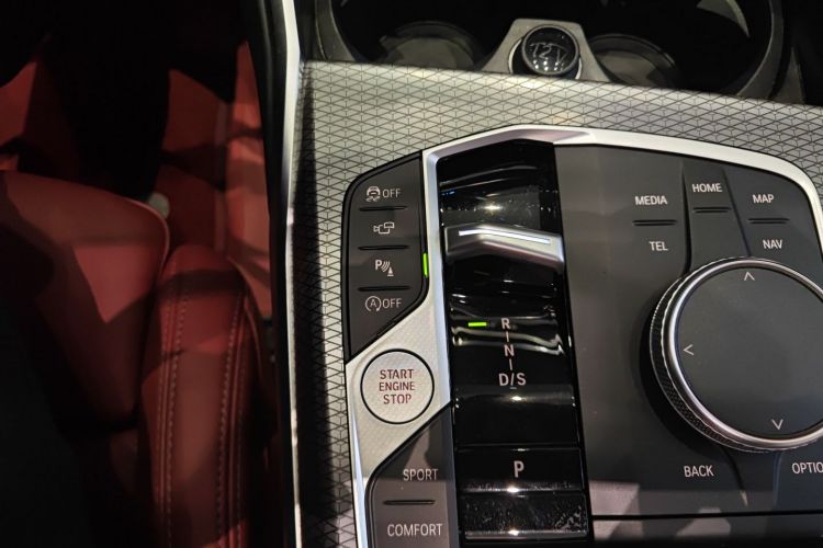 宝马4系 2023款 425i 敞篷M运动曜夜套装中控内饰18