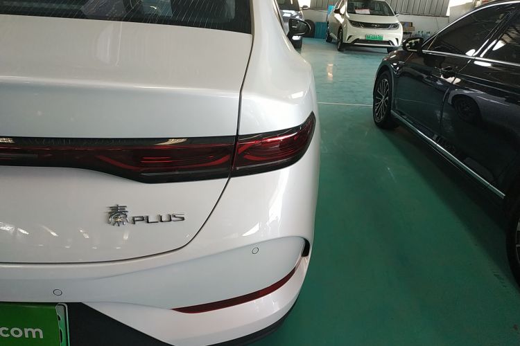 比亚迪 秦PLUS 2025款 DM-i 智驾版 55KM领先型车身外观9