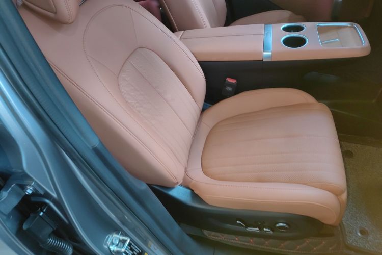 长安启源E07 2025款 纯电 四驱 90kWh Ultra高性能版局部细节41