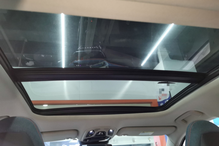 领克06 2020款 1.5T 耀Halo局部细节22