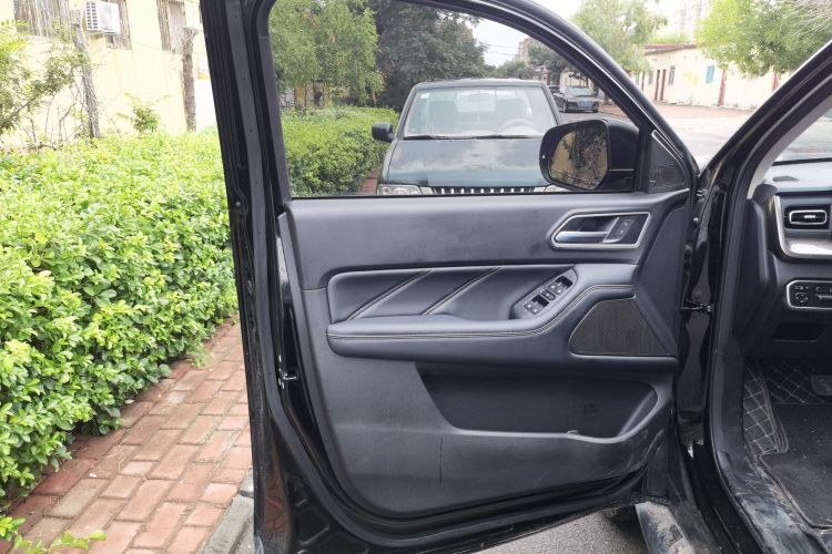 长城 炮 2023款 2.0T商用版自动汽油两驱精英型长箱GW4C20B中控内饰7007