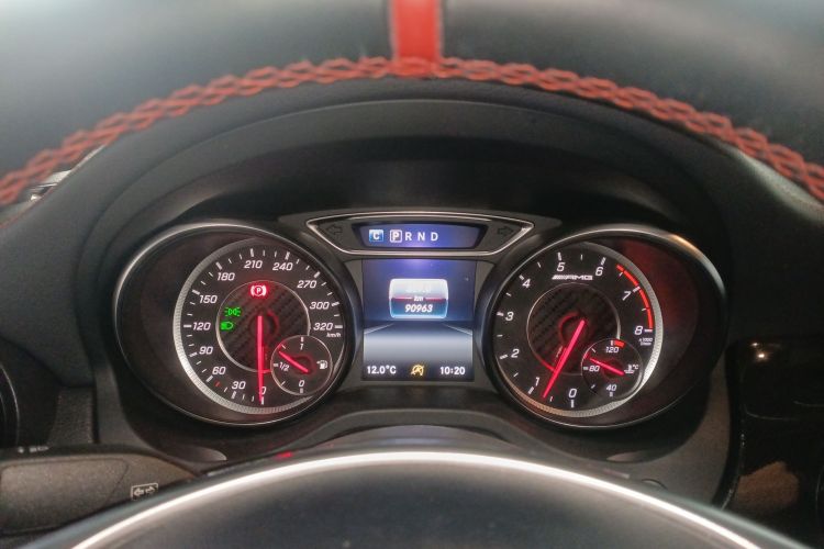 奔驰CLA AMG 2017款 改款 AMG CLA 45 4MATIC中控内饰14